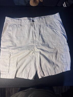 Amazon Essentials White Men's Cargo Shorts